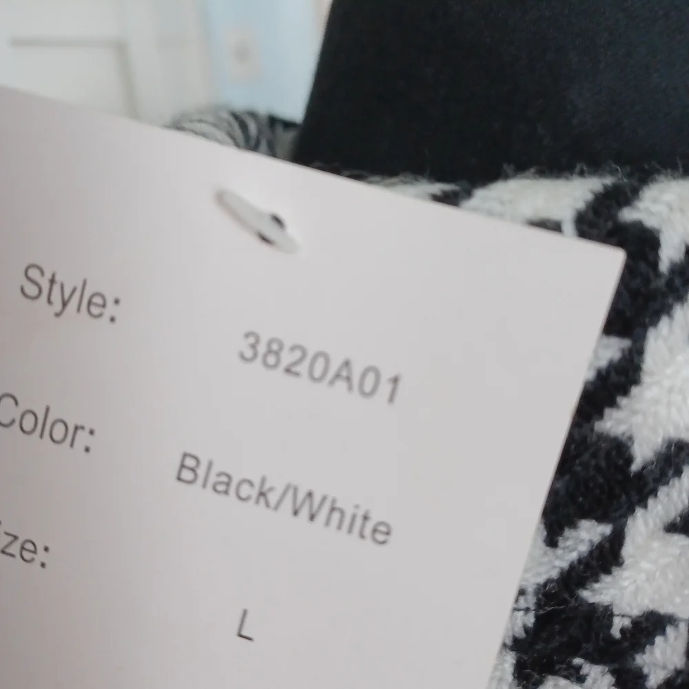 EDEN COURT Cape Coat - Picture 6 of 6